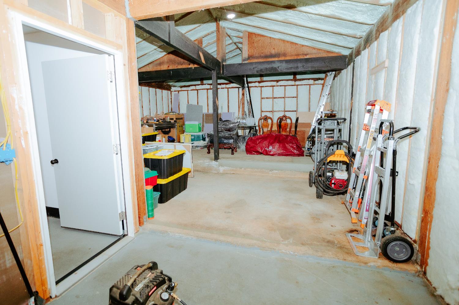 1325 Boole Road Applegate, CA 95703 - Photo 32 of 54 Possible ADU Interior