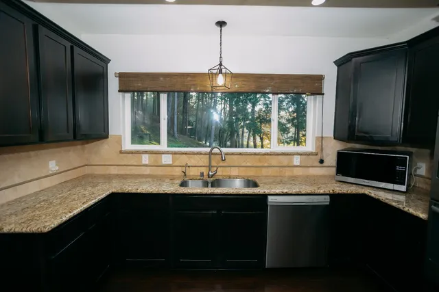 $1,095,000 | 1325 Boole Road, Applegate, CA 95703