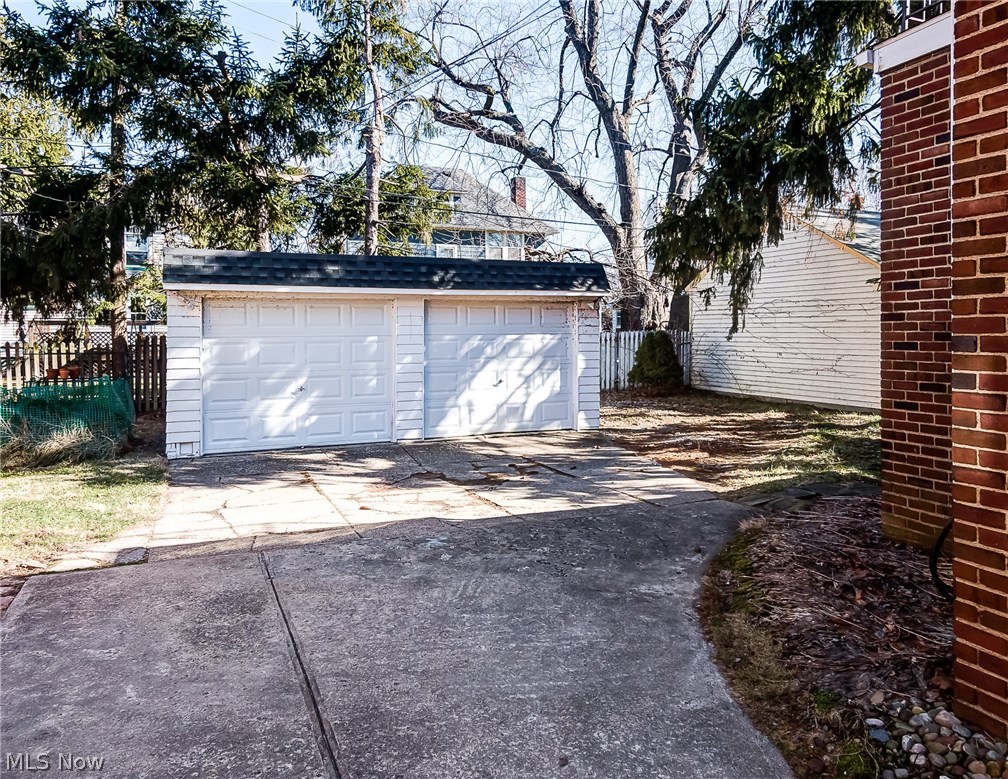 17839 Windward Road Cleveland, OH 44119 - Photo 27 of 35 Two car garage!