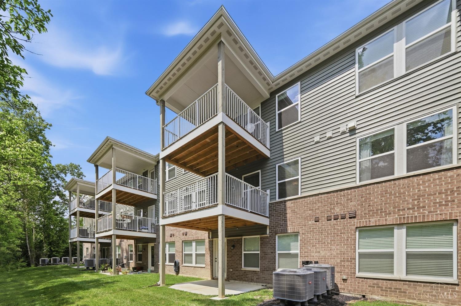 653 Tradition Ridge Cincinnati, OH 45245 - Photo 49 of 50