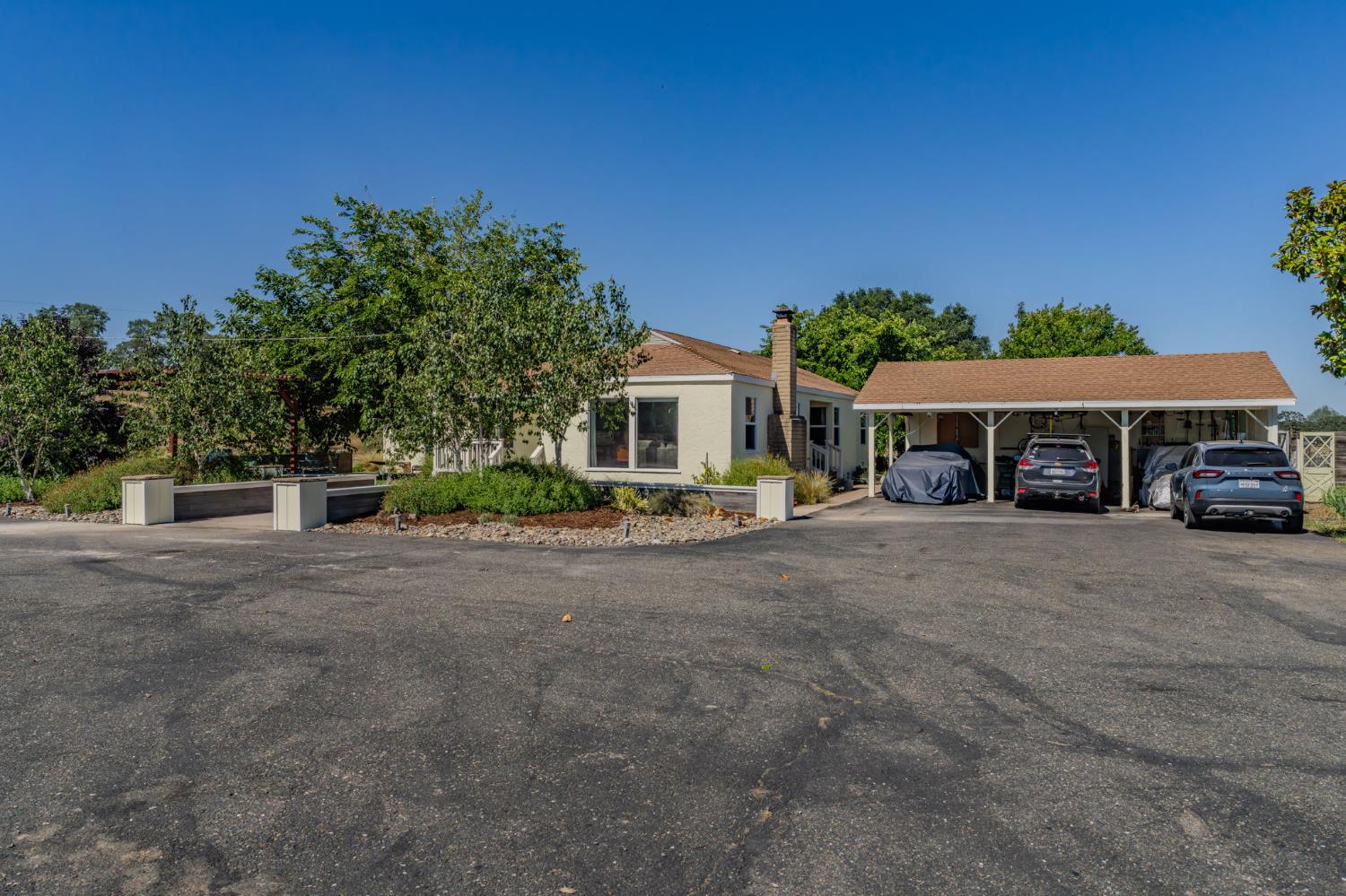 5726 Pettinger Road Valley Springs, CA 95252 - Photo 4 of 77