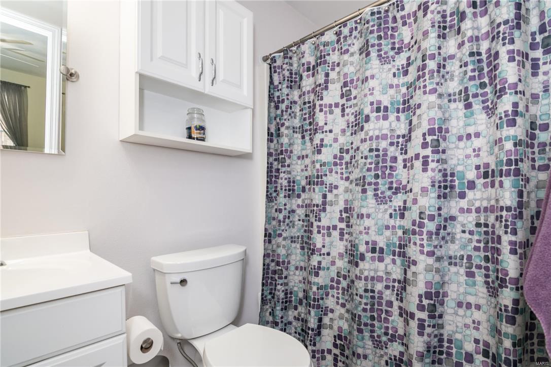 34 Innsbruck Lane Shiloh, IL 62221 - Photo 15 of 27 Gallery Image 15