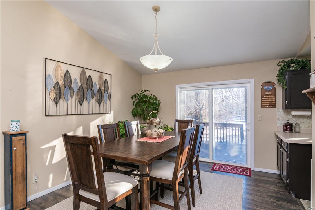 34 Innsbruck Lane Shiloh, IL 62221 - Photo 6 of 27 Gallery Image 6