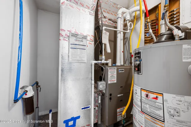 $374,000 | 192 Shadow Wood Circle, Archbald, PA 18403