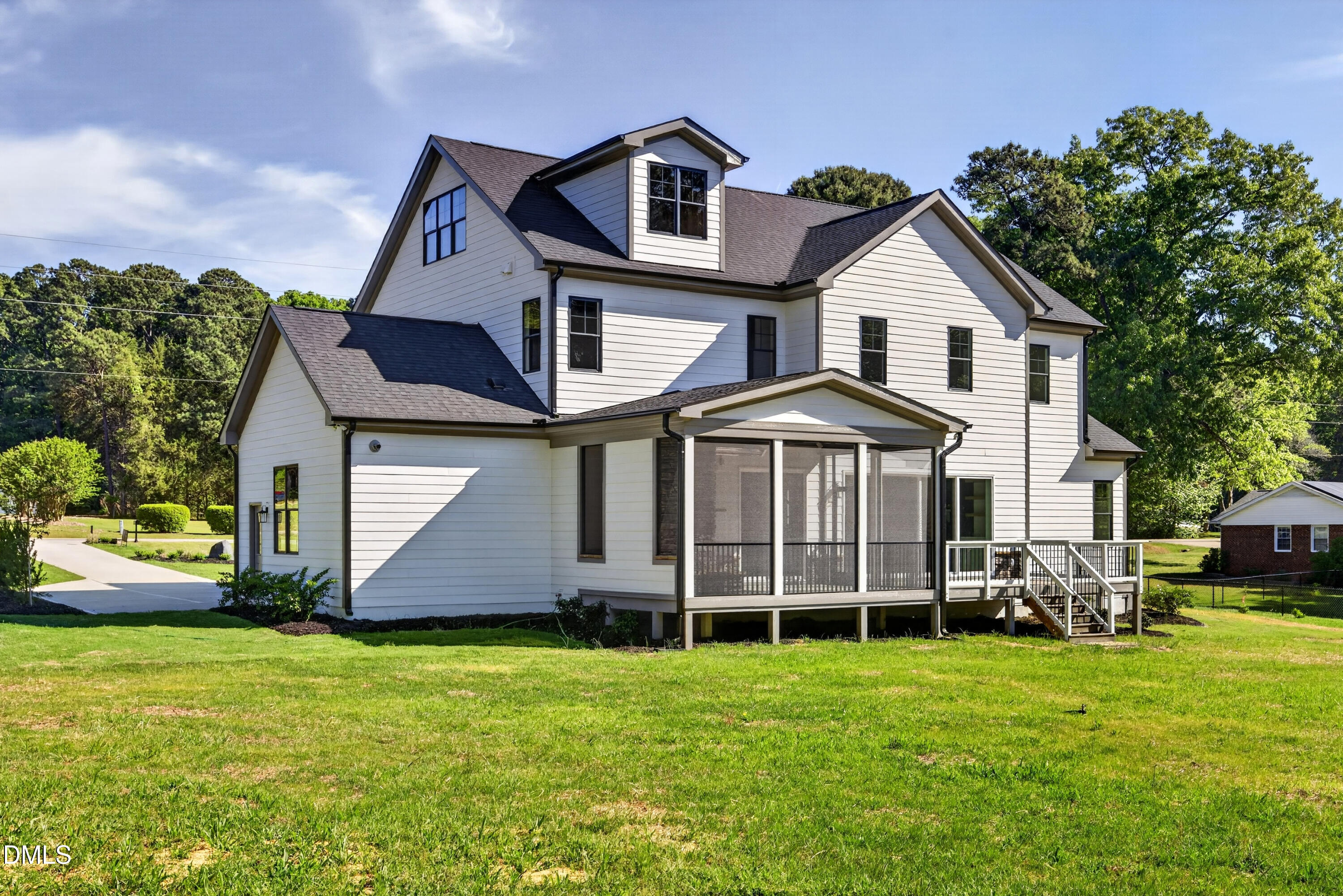 4009 Yates Mill Pond Road Raleigh, NC 27606 - Photo 14 of 97 079
