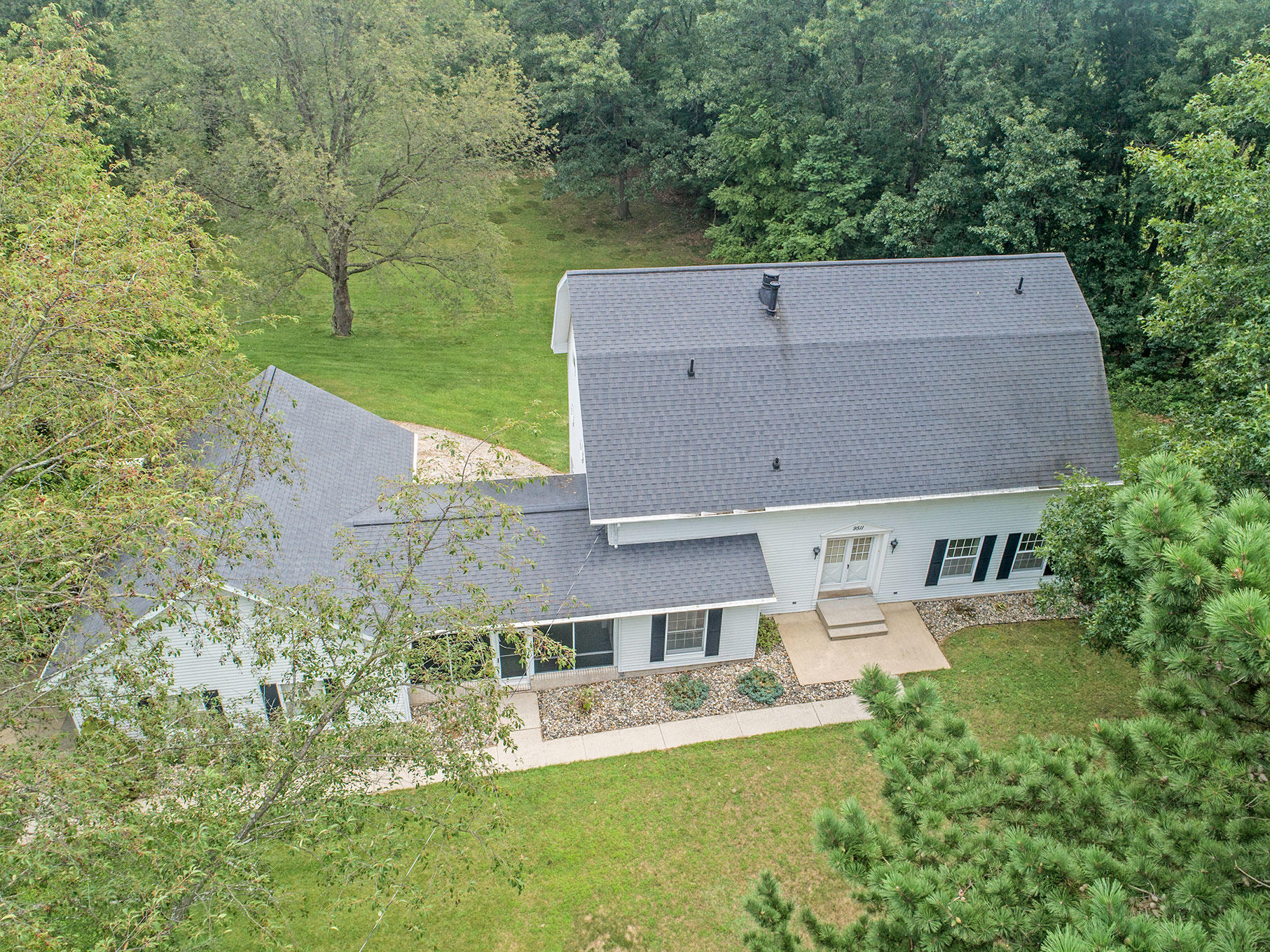 9511 Springport Road Parma, MI 49269 - Photo 2 of 36 2