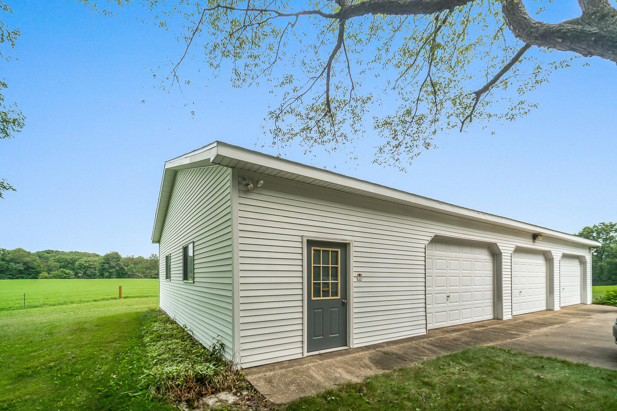 9511 Springport Road Parma, MI 49269 - Photo 26 of 36 27