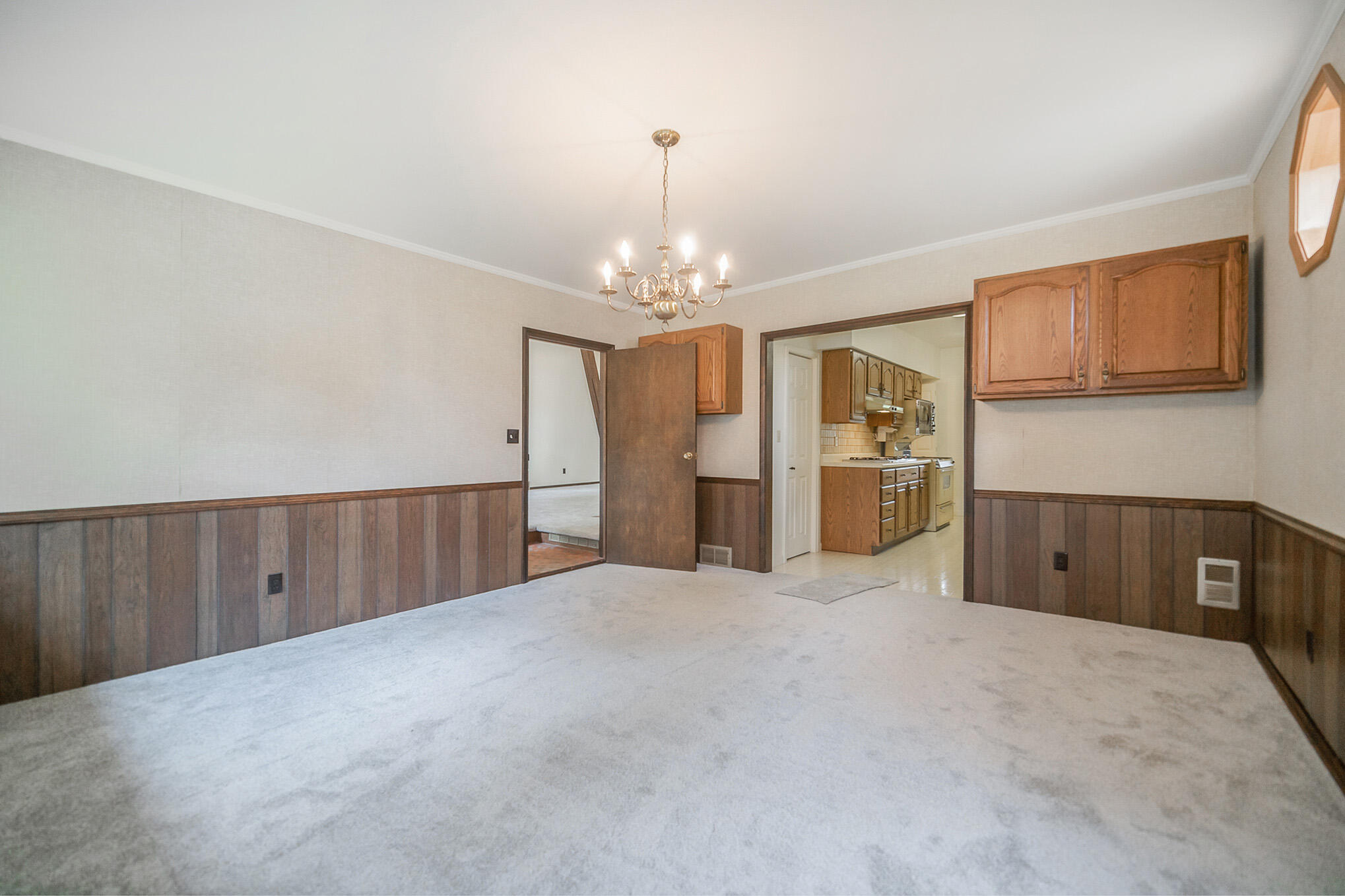 9511 Springport Road Parma, MI 49269 - Photo 10 of 36 10