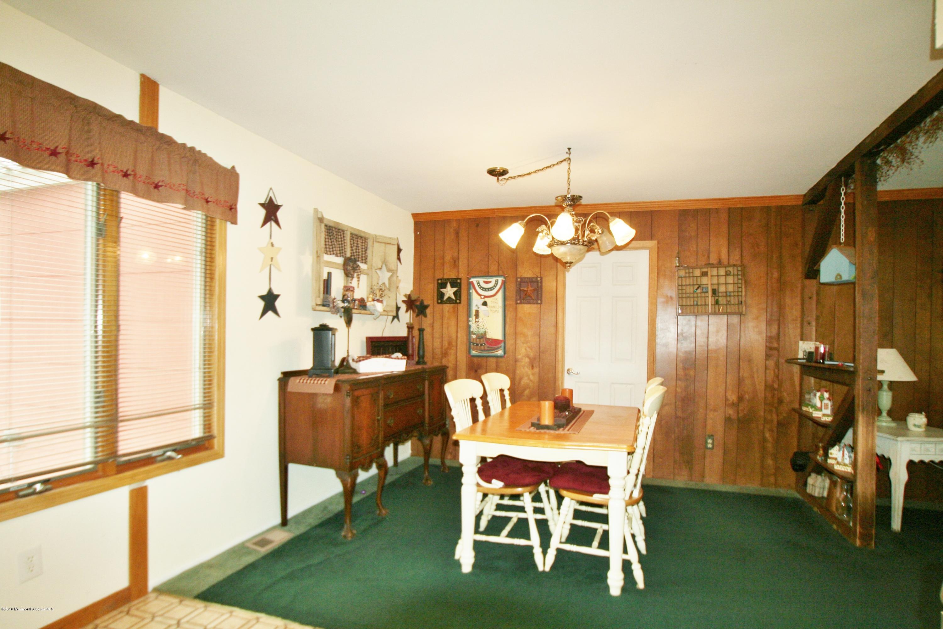 18 Cranmer Road Bayville, NJ 08721 - Photo 11 of 14 a dining room with furniture and window