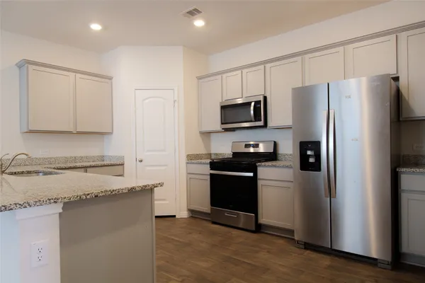 $2,050 | 182 Eagle Mountain Trl1 Trail, Kyle, TX 78640