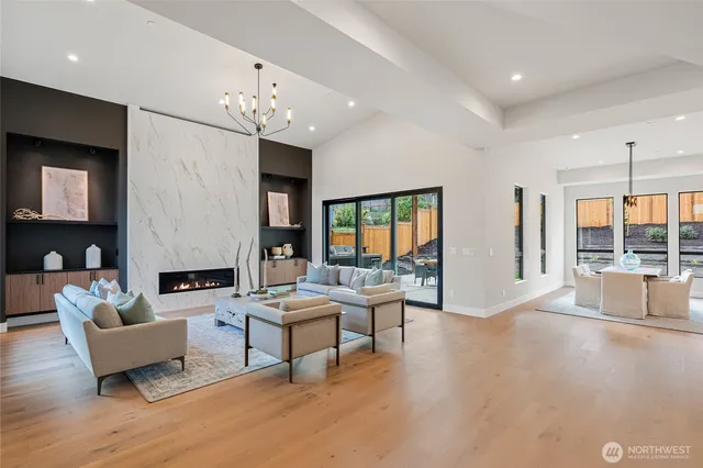 $3,998,000 | 2423 129th Avenue Southeast, Bellevue, WA 98005