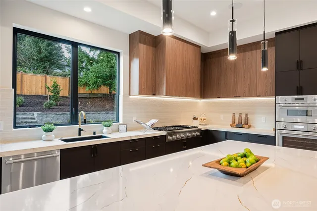 $3,998,000 | 2423 129th Avenue Southeast, Bellevue, WA 98005