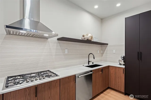 $3,998,000 | 2423 129th Avenue Southeast, Bellevue, WA 98005