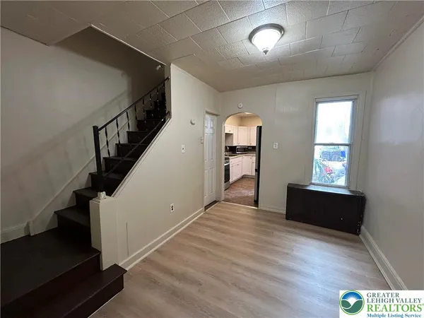 $1,495 | 222 Clearfield Street, Freemansburg, PA 18017