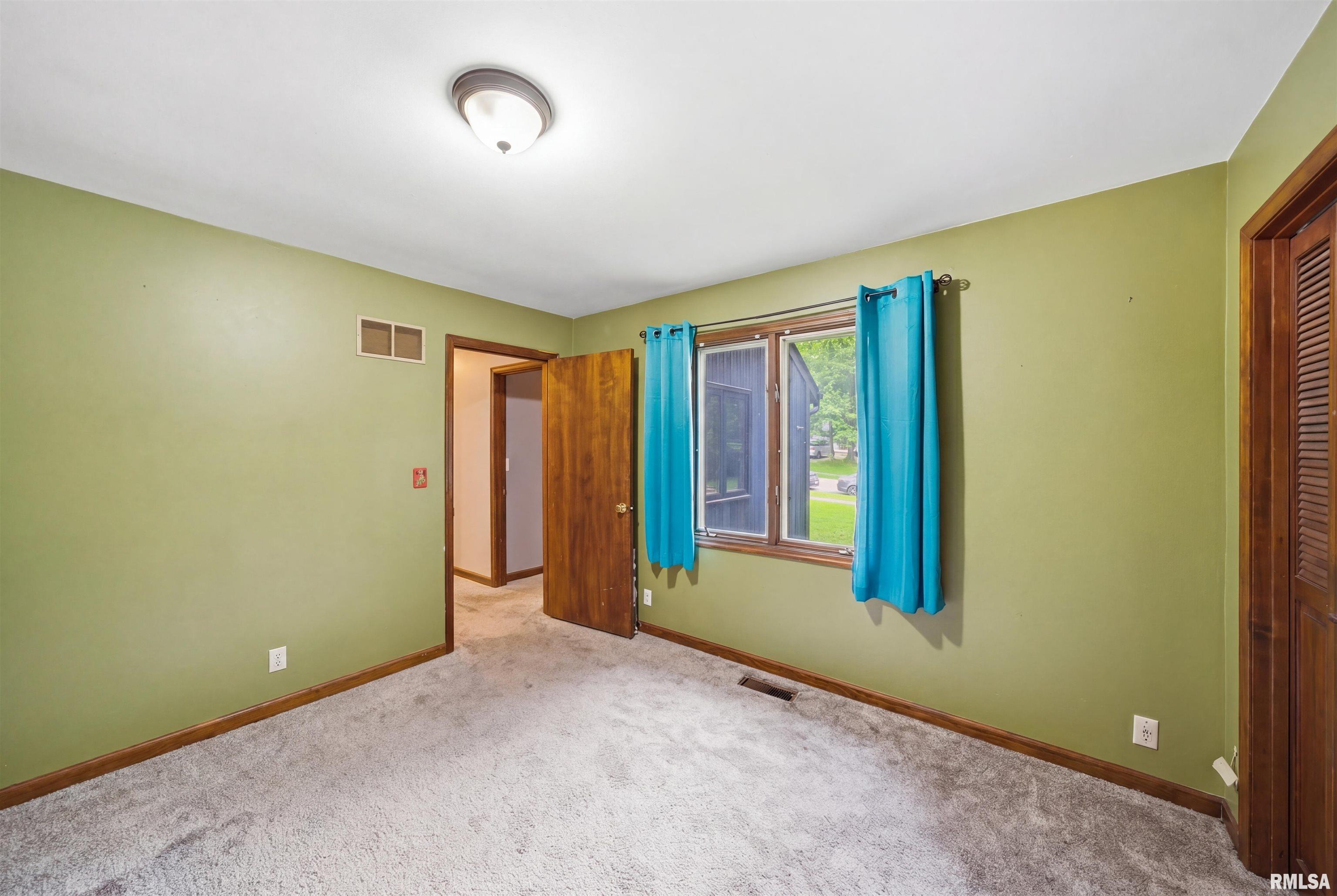 6229 North Post Oak Road Peoria, IL 61615 - Photo 32 of 56 Gallery Image 32