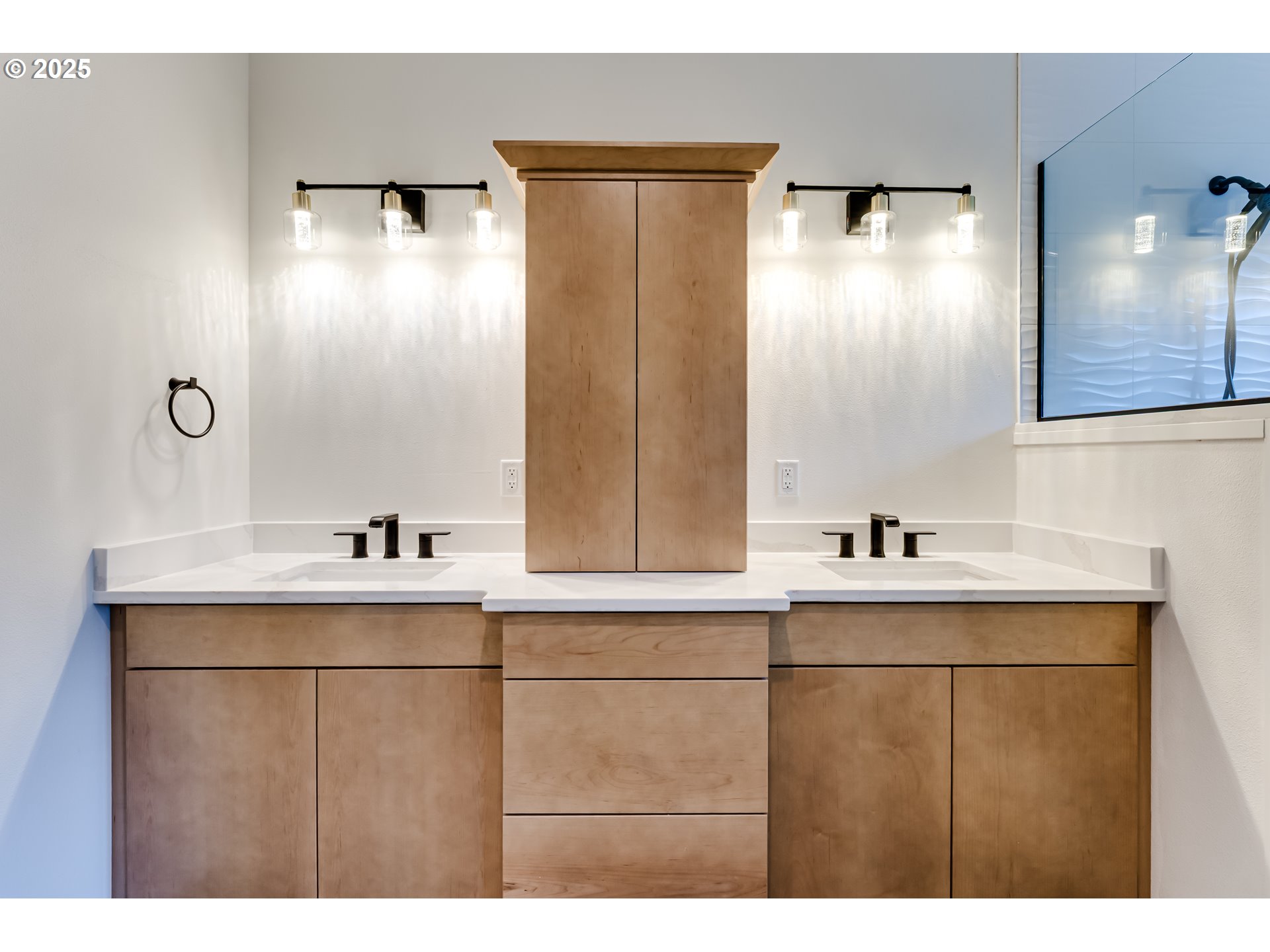 2240 West 25th Place Eugene, OR 97405 - Photo 30 of 48