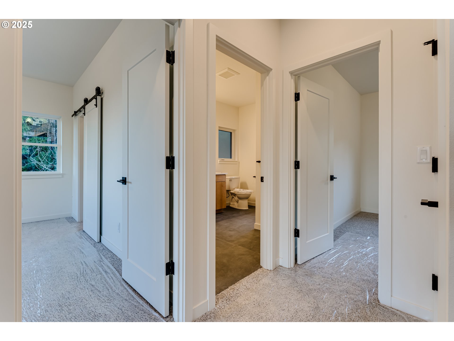 2240 West 25th Place Eugene, OR 97405 - Photo 34 of 48