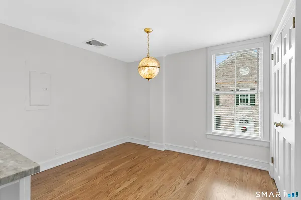 $7,950 | 249 Main Street, Unit 1, Fairfield, CT 06890