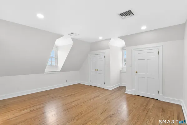 $7,950 | 249 Main Street, Unit 1, Fairfield, CT 06890