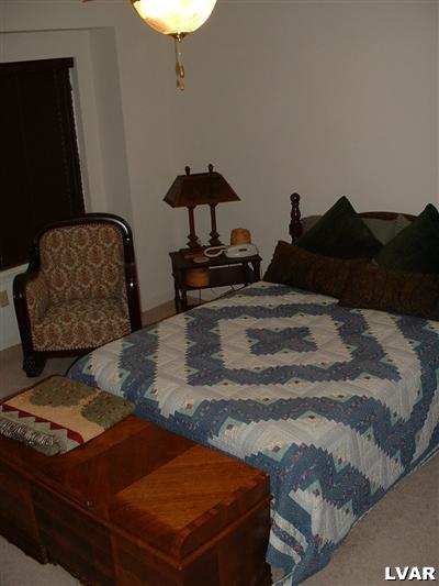 1208 Old Gate Road Northampton, PA 18067 - Photo 8 of 13 ACCOMODATES LARGE FURNITURE