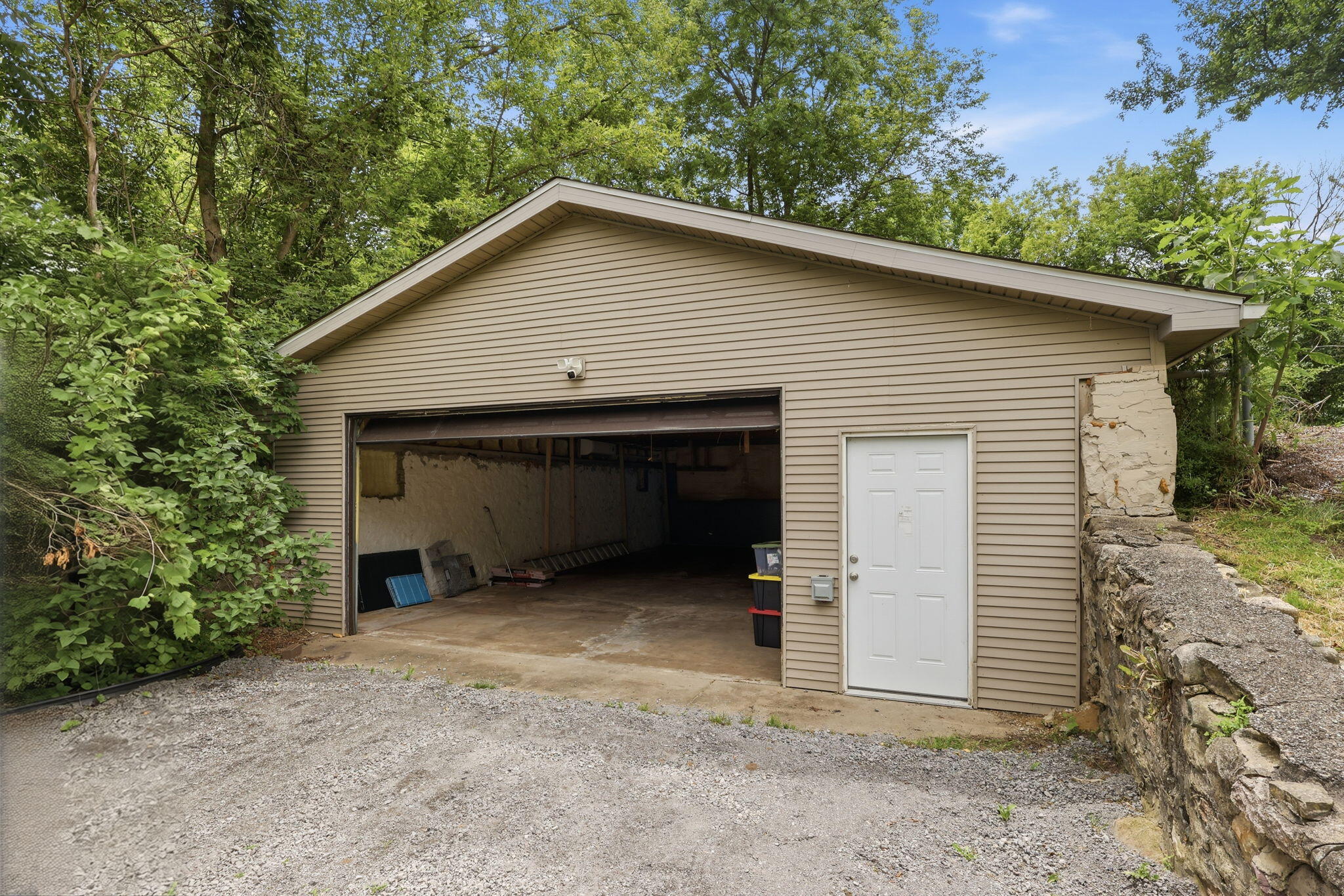 5900 Springbrook Road Horton, MI 49246 - Photo 5 of 42 7-web-or-mls-2Z6A0050 Colin Gipson-Tansi