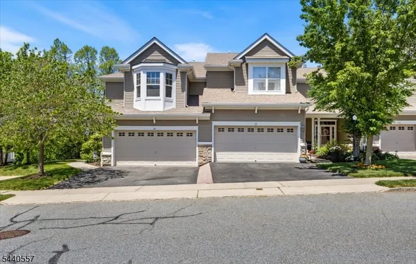 $650,000 | 49 Junegrass Way, Hackettstown, NJ 07840