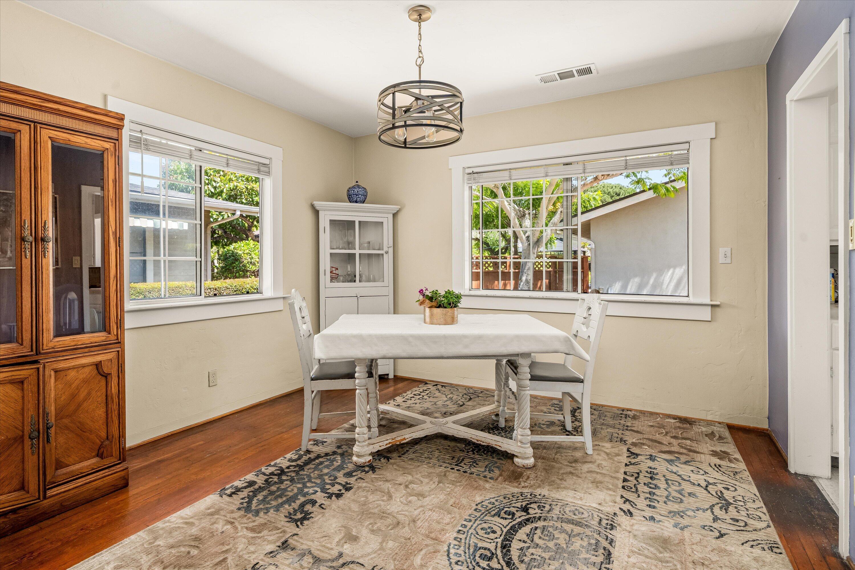 1218 Chino Street Santa Barbara, CA 93101 - Photo 3 of 19 06-1218 Chino St - 6
