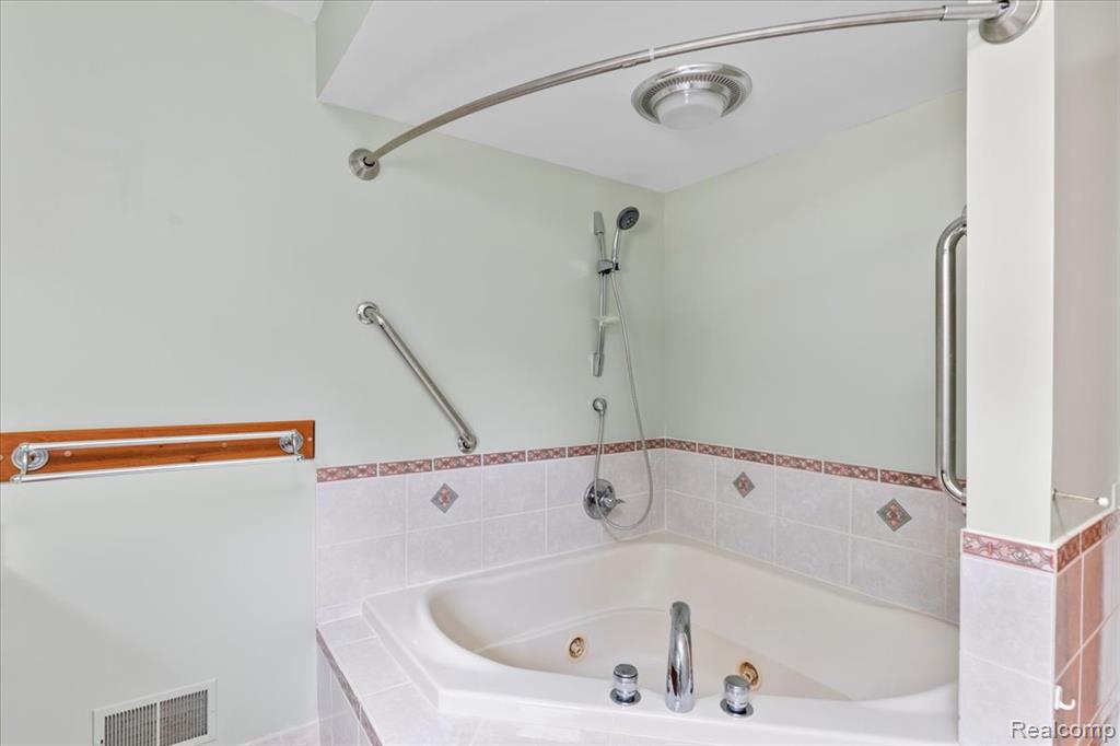 9200 River Road, Unit 3 Algonac, MI 48001 - Photo 34 of 40