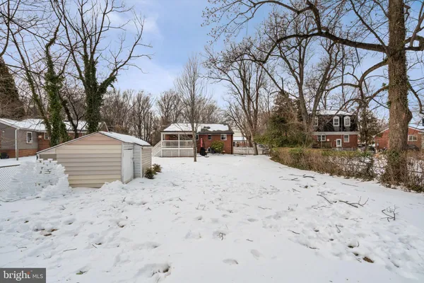 $3,600 | 3903 Whispering Lane, Falls Church, VA 22041