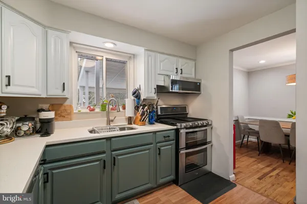 $3,600 | 3903 Whispering Lane, Falls Church, VA 22041