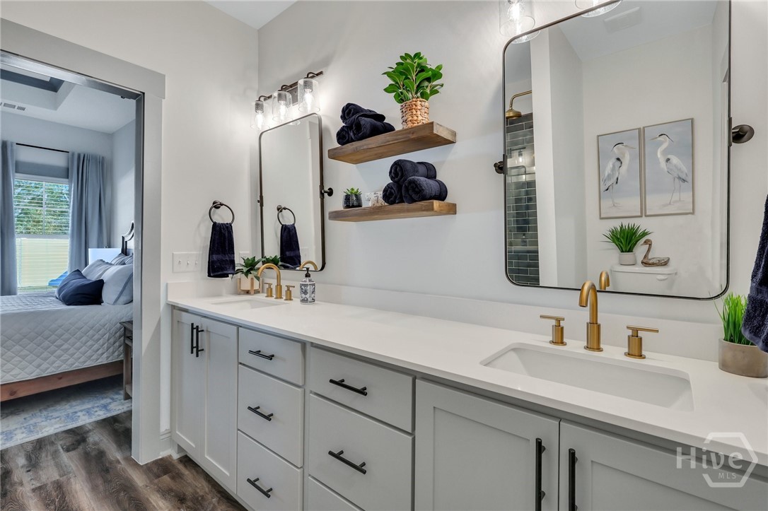 91 Waters Circle Pembroke, GA 31321 - Photo 14 of 17 PHOTOS OF PREVIOUSLY CONSTRUCTED BRINSON C MODEL BY LAWRENCE ALEXANDER HOMES. DESIGN SELECTIONS SHALL BE MADE BY THE BUILDER & WITH GARDEN SERIES TRIM PACKAGE.