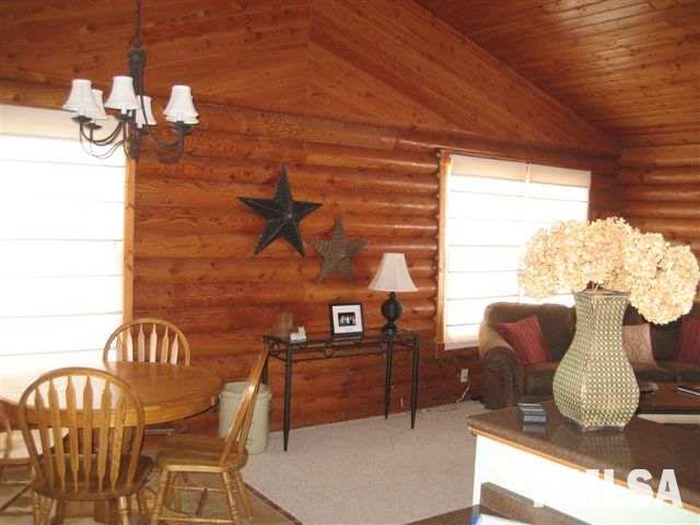 9140 New Liberty Road Walcott, IA 52773 - Photo 4 of 7 Gallery Image 4