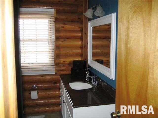 9140 New Liberty Road Walcott, IA 52773 - Photo 6 of 7 Gallery Image 6