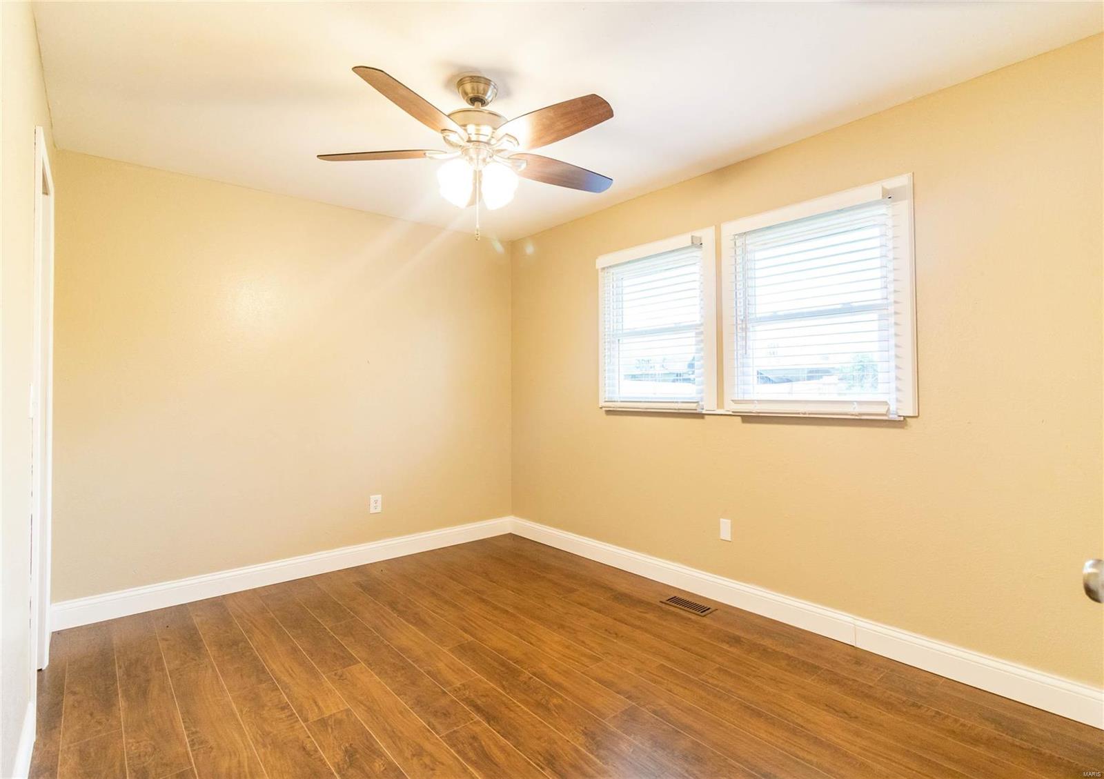 2532 Reveres Route Granite City, IL 62040 - Photo 11 of 17 Gallery Image 11