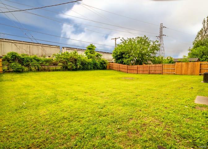 2532 Reveres Route Granite City, IL 62040 - Photo 15 of 17 Gallery Image 15