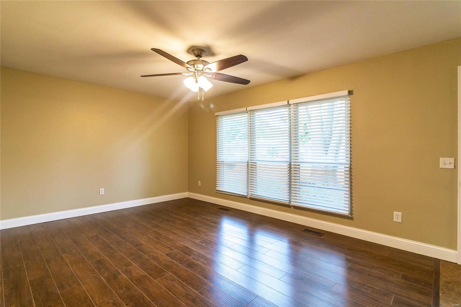 2532 Reveres Route Granite City, IL 62040 - Photo 5 of 17 Gallery Image 5