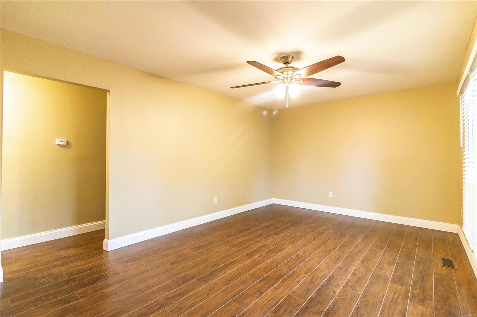 2532 Reveres Route Granite City, IL 62040 - Photo 8 of 17 Gallery Image 8