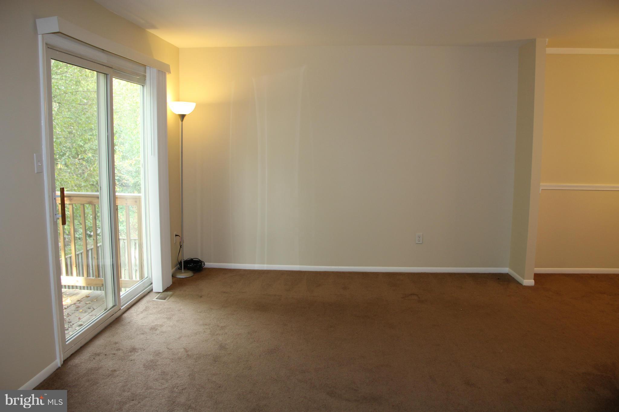 2530 Vineyard Lane Crofton, MD 21114 - Photo 7 of 26 Living Room