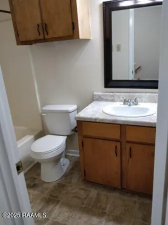 $995 | 502 Chemin Metairie Road, Unit B, Youngsville, LA 70592