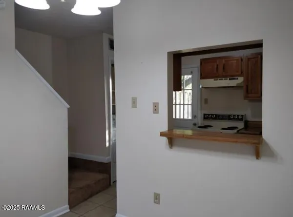 $995 | 502 Chemin Metairie Road, Unit B, Youngsville, LA 70592