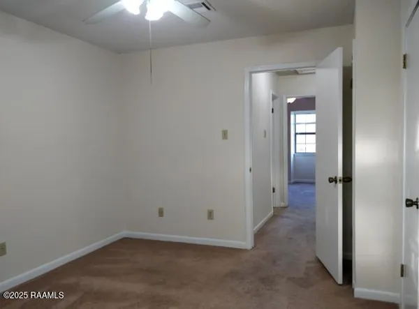 $995 | 502 Chemin Metairie Road, Unit B, Youngsville, LA 70592