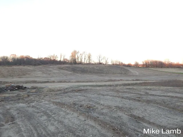 $225,000 | 9340-3 Sparta Avenue Northwest, Sparta, MI 49345