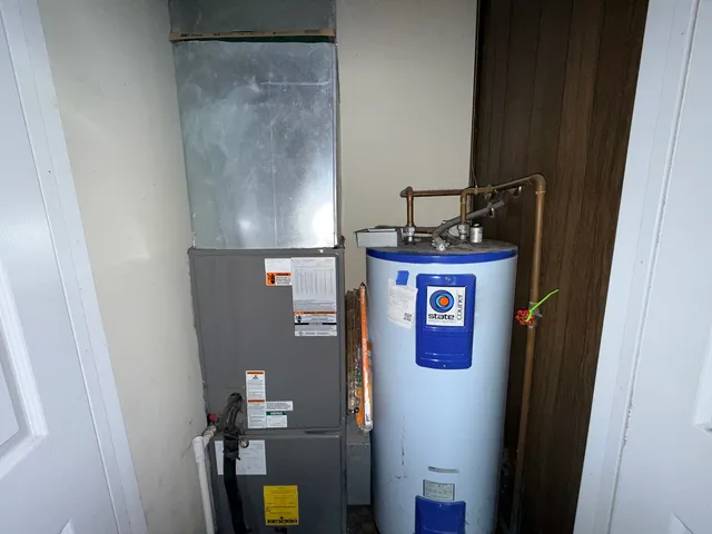 $129,900 | 1311 Whisper Way, Benton, IL 62812