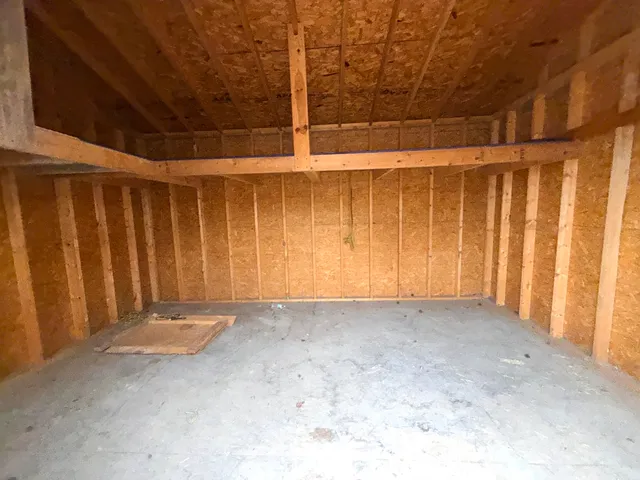 $129,900 | 1311 Whisper Way, Benton, IL 62812