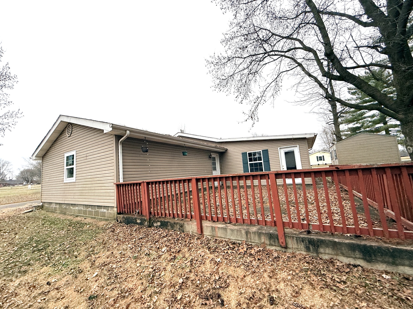 1311 Whisper Way Benton, IL 62812 - Photo 30 of 33