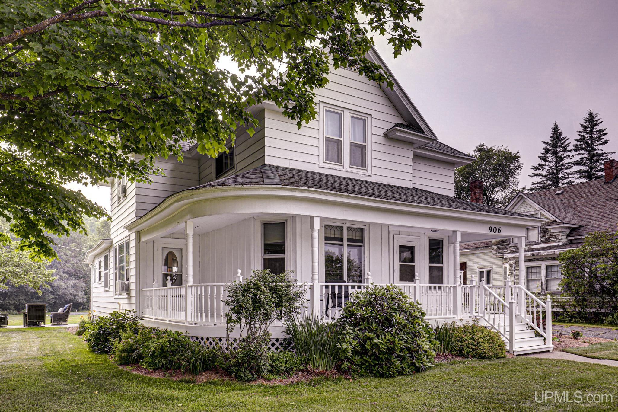 906 Selden Road Iron River, MI 49935 - Photo 2 of 32 Gallery Image 2