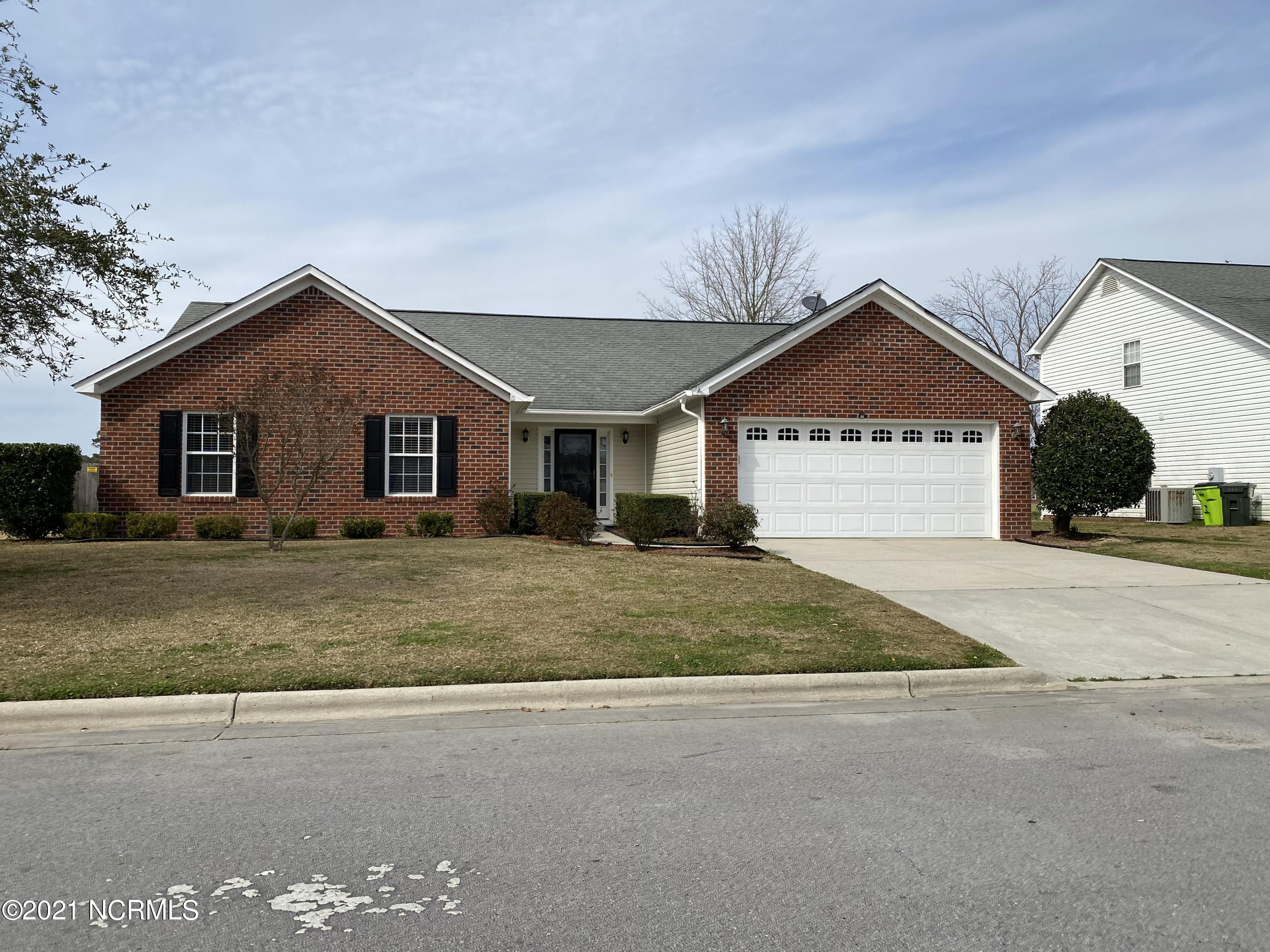 110 Conner Grant Road New Bern, NC 28562 - Photo 1 of 37 110 CG 9