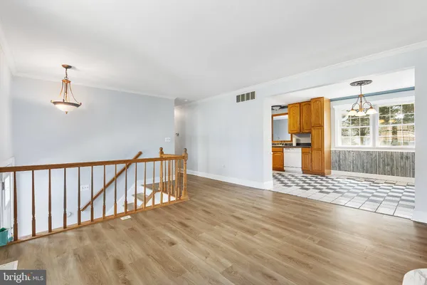 $575,000 | 1075 Sun Valley Drive, Annapolis, MD 21409