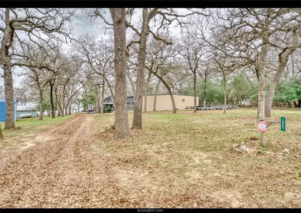 $739,900 | 10967 Clyde Acord Road, Franklin, TX 77856