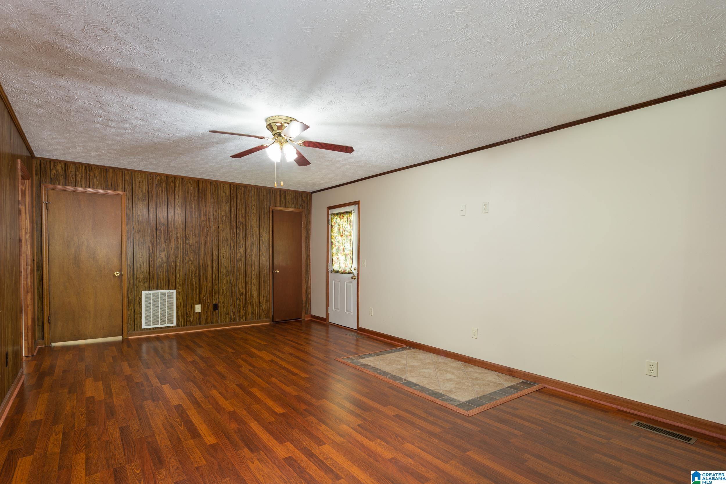 224 Old Choccolocco Road Anniston, AL 36207 - Photo 4 of 33